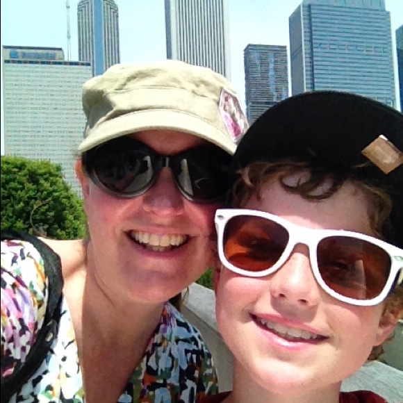 Meet your Posher, Amanda - Picture 3 of 4